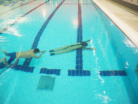 RuthLee Wasserrettungspuppe Schwimmbad